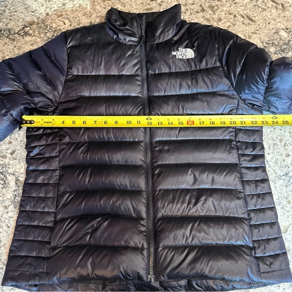 The North Face Women's Shiny Dark Blue Puffer Jacket 550 count - Picture 7 of 9